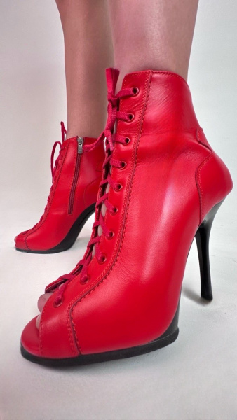 Туфли хилсы для танцев LIZARDI Красная кожа