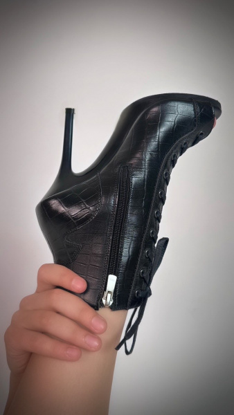 Туфли хилсы для танцев LIZARDI Черный крокодил