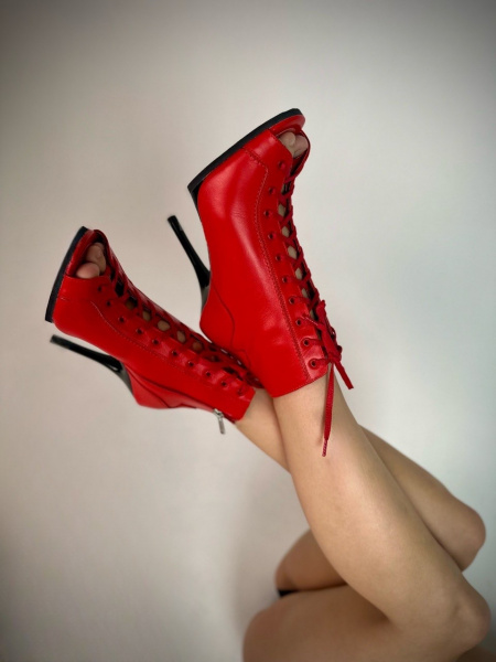 Туфли хилсы для танцев LIZARDI Красная кожа